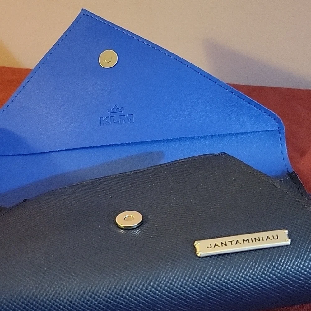 Jantaminiau Royal Blue Wristlet Vinyl KLM Purse Wallet Bag Clutch